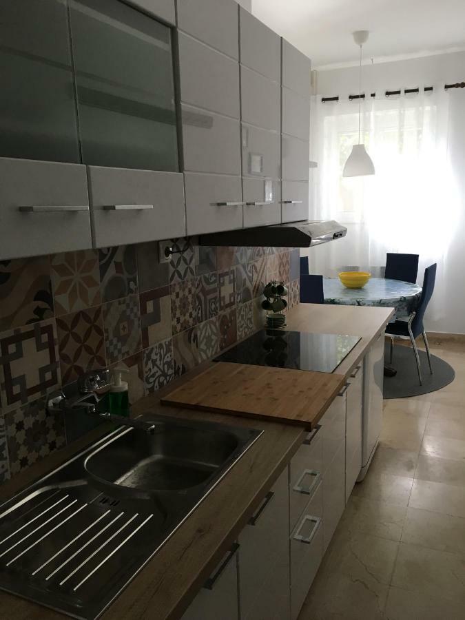 Apartment Get Supetar Exterior photo